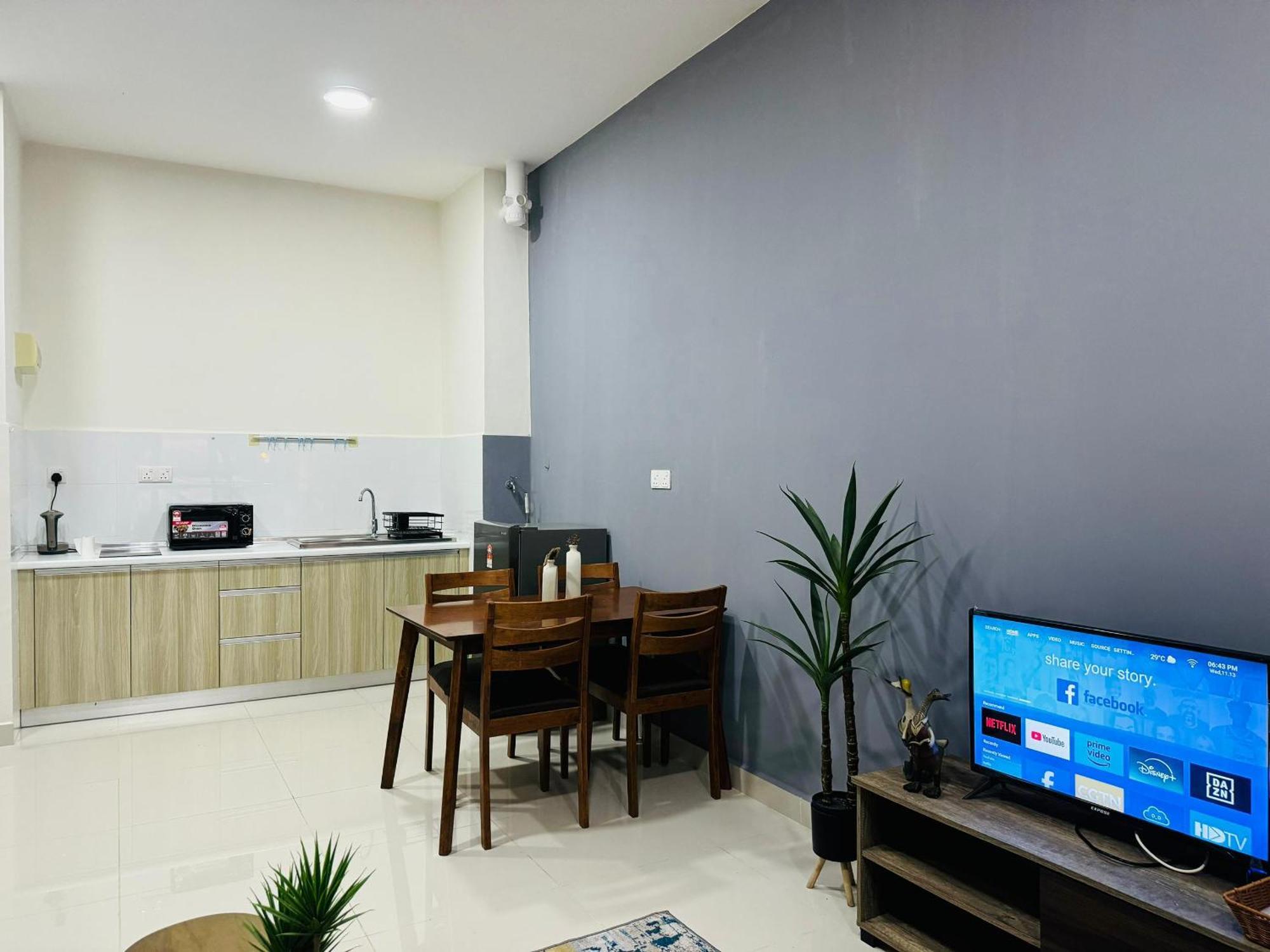 Coresoho Suite By Bkastaycation Kotawarisan Sepang Klia Airport, Free Wifi Exterior photo